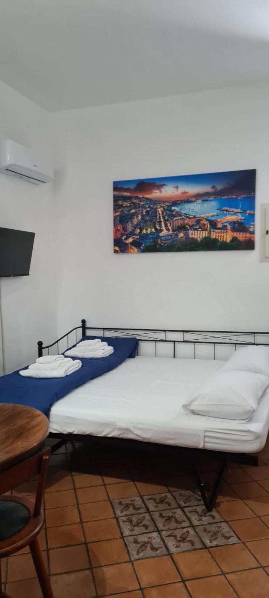 Appartement La Casa Del Professore Napels
